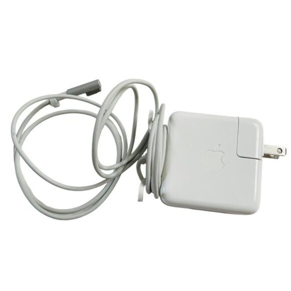 Apple Magsafe Power Adapter 45 W Model A1374 Replacement - Picture 4 of 6